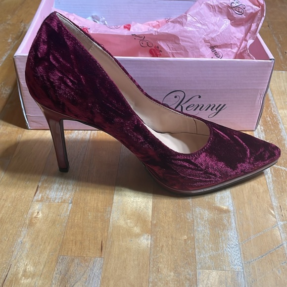 New Penny loves Kenny Opus PF velvet heels - Picture 3 of 8